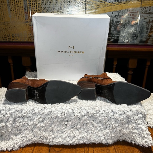 Marc Fisher LTD Bootie worn once for a boutique shoot - Picture 10 of 10